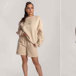 Meshki Unisex Crew Neck Cosy Sweater - Oatmeal